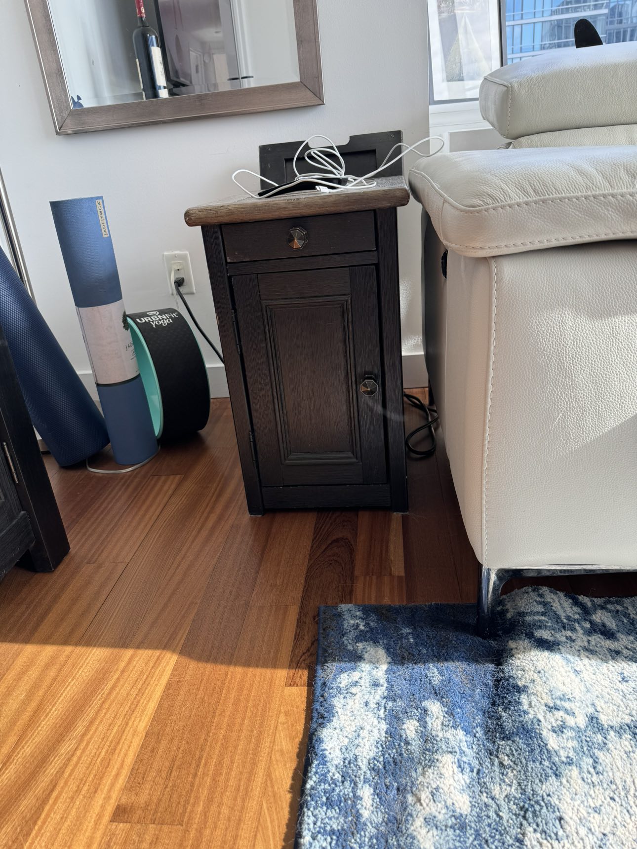 End table