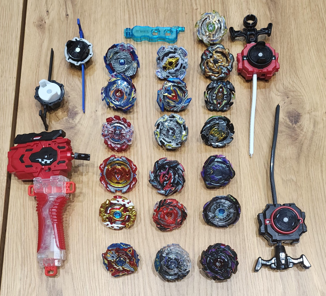 Beyblades set