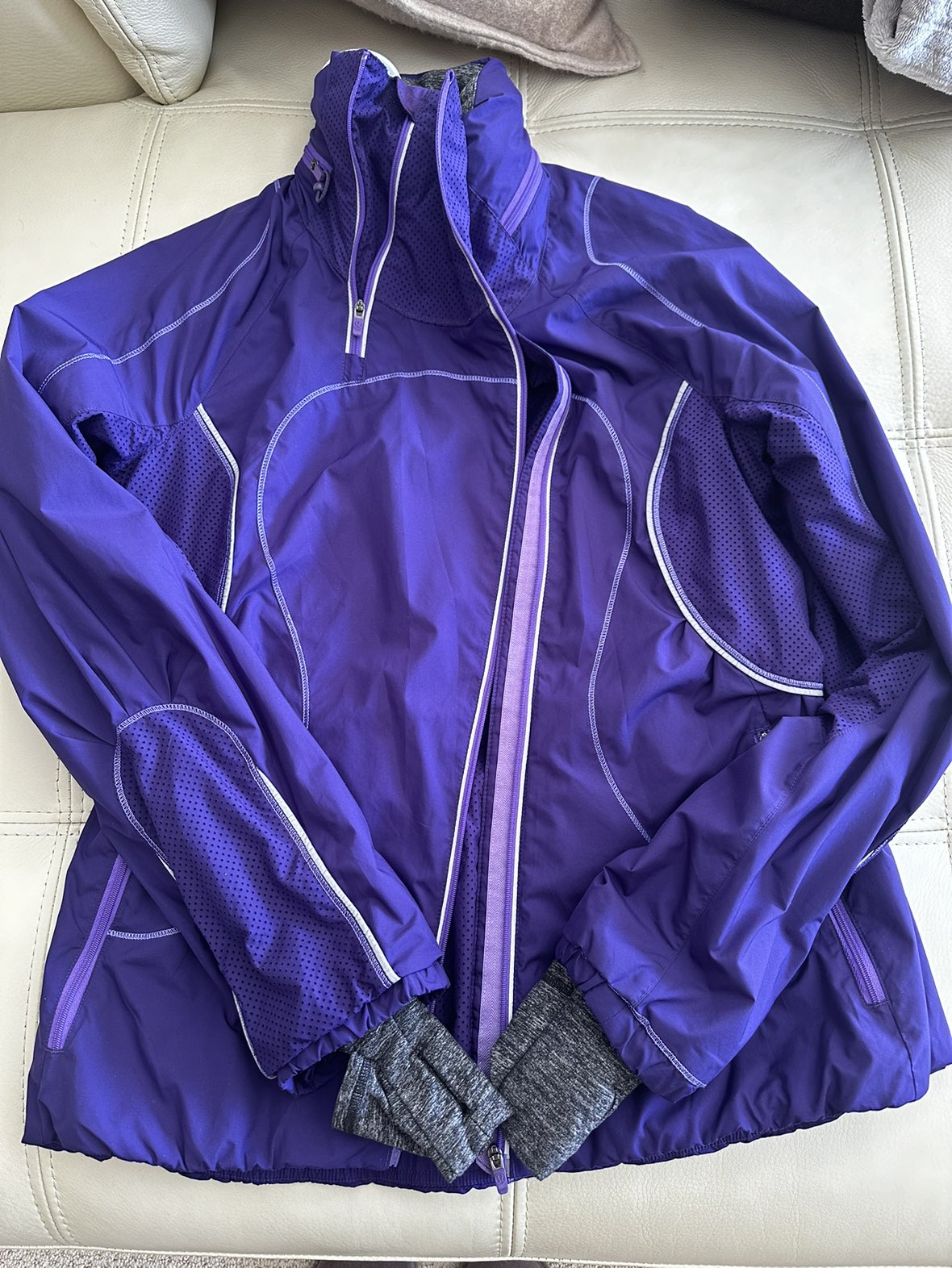 Lululemon run inspire jacket