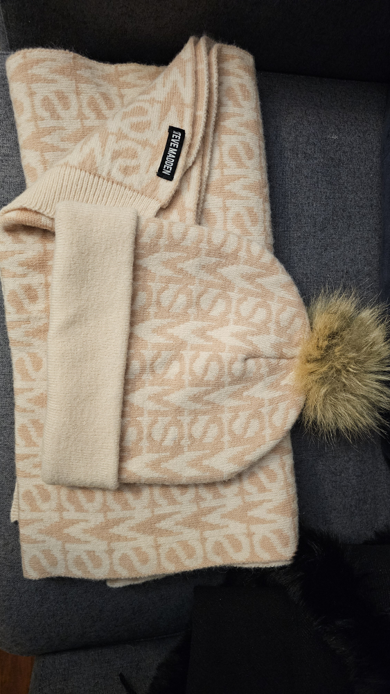 hat and scarf set , Steve Madden for women and girls