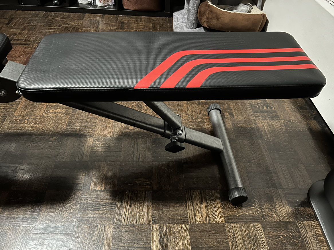 Adjustable Weight Bench Utility Exercise Workout Bench image indicator(3)