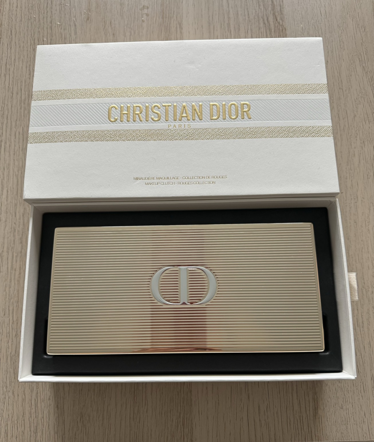 Authentic Dior Clutch Limited Edition  lipsticks image indicator(7)