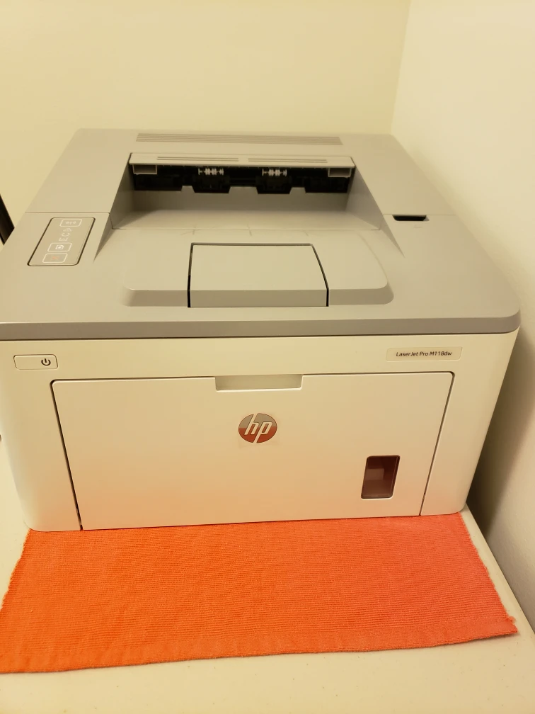HP LaserJet Pro M118dw + Free goods (new ink + copy paper)