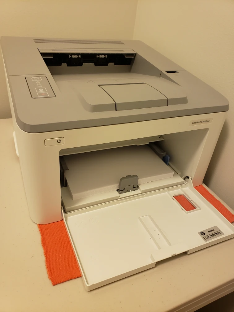HP LaserJet Pro M118dw + Free goods (new ink + copy paper) - photo 3
