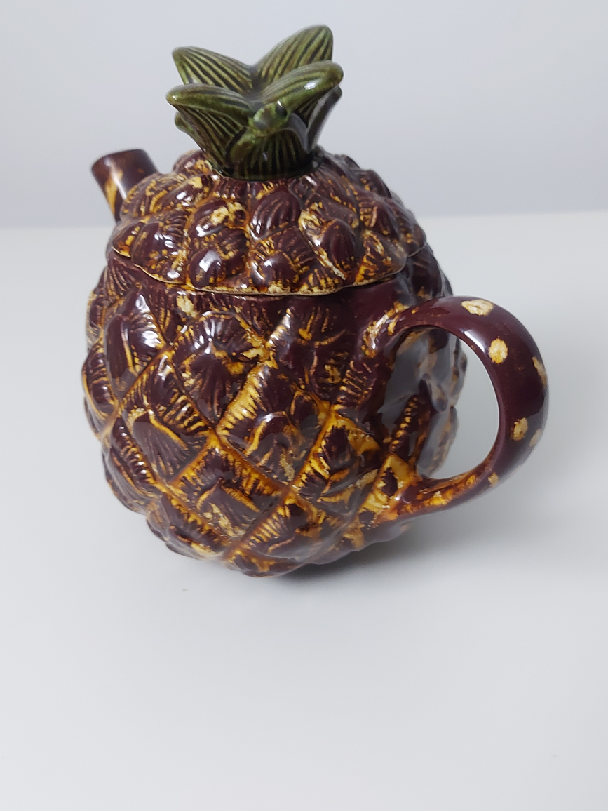 Vintage Pineapple Teapot - Handmade - Like NEW image indicator(2)