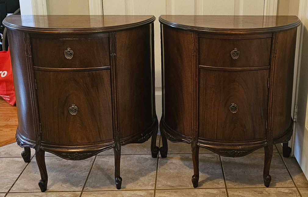 2 Brown Antique Night Stands thumbnail