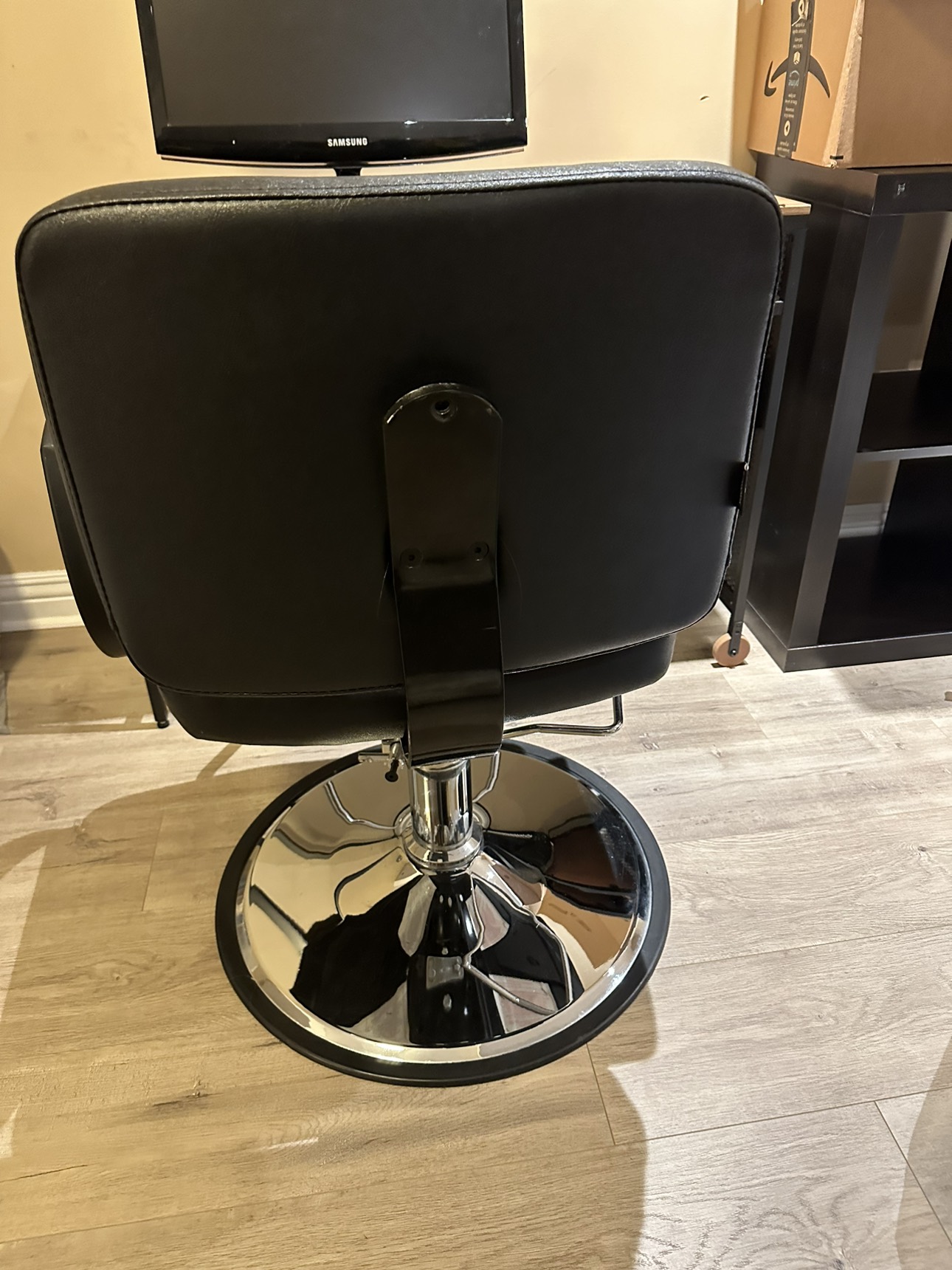 barber chair - photo 2