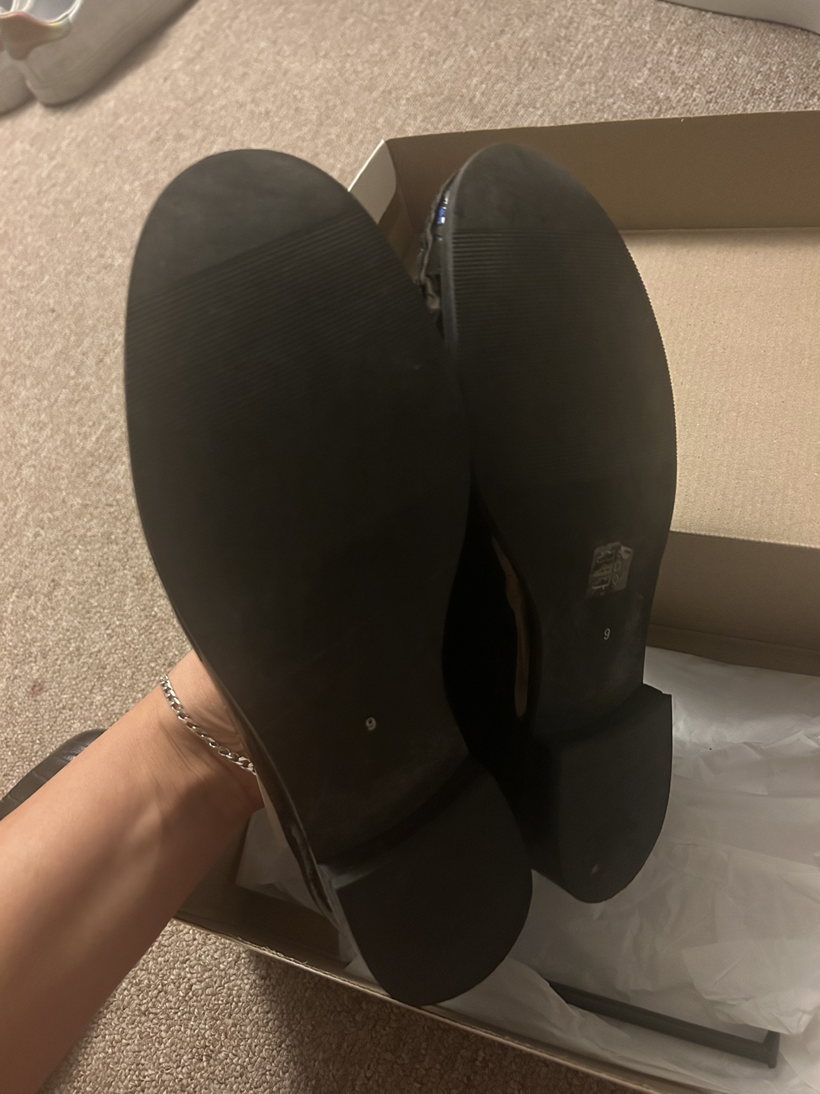 Black patent loafers - Womens size 9 - photo 2