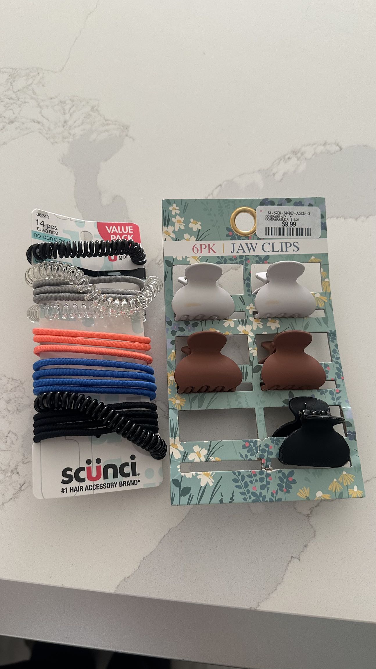 ‼️ MOVING OUT GIVE AWAY ‼️ - Ceramic Pots and Hair Accessories - photo 2