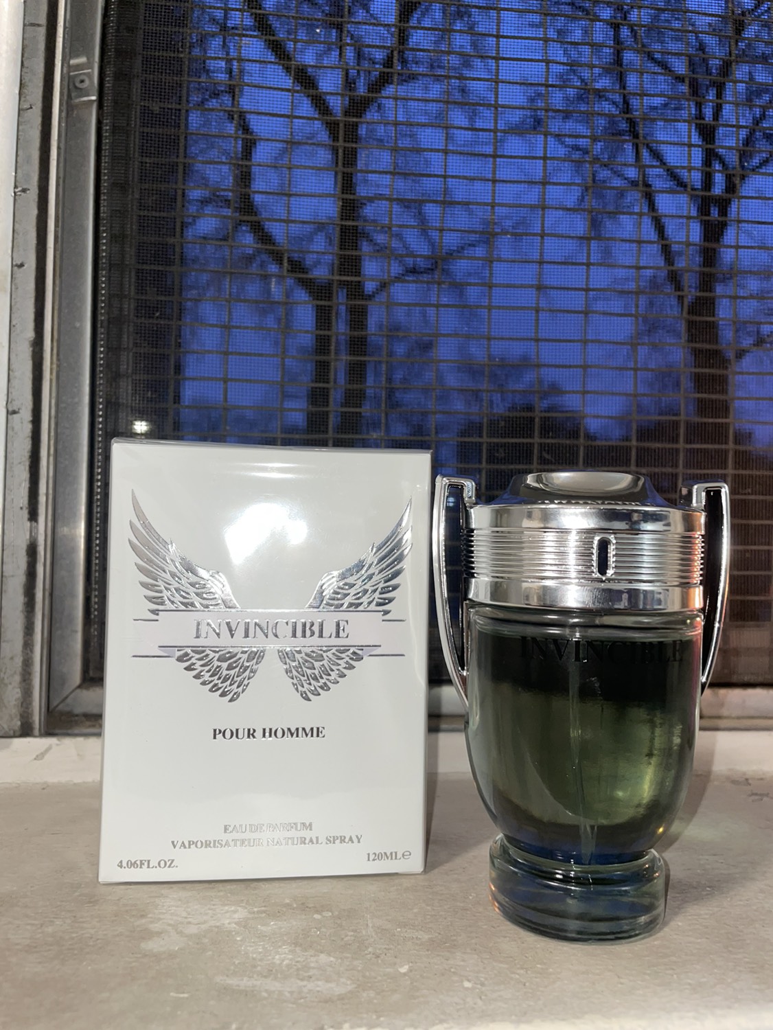 1:1 Men’s Colognes image indicator(2)