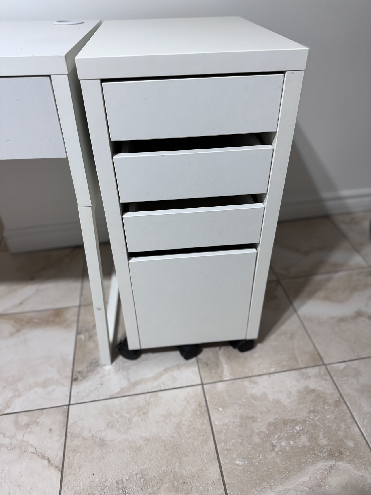 ‼️Moving Sale‼️Everything Must Go‼️ image indicator(9)