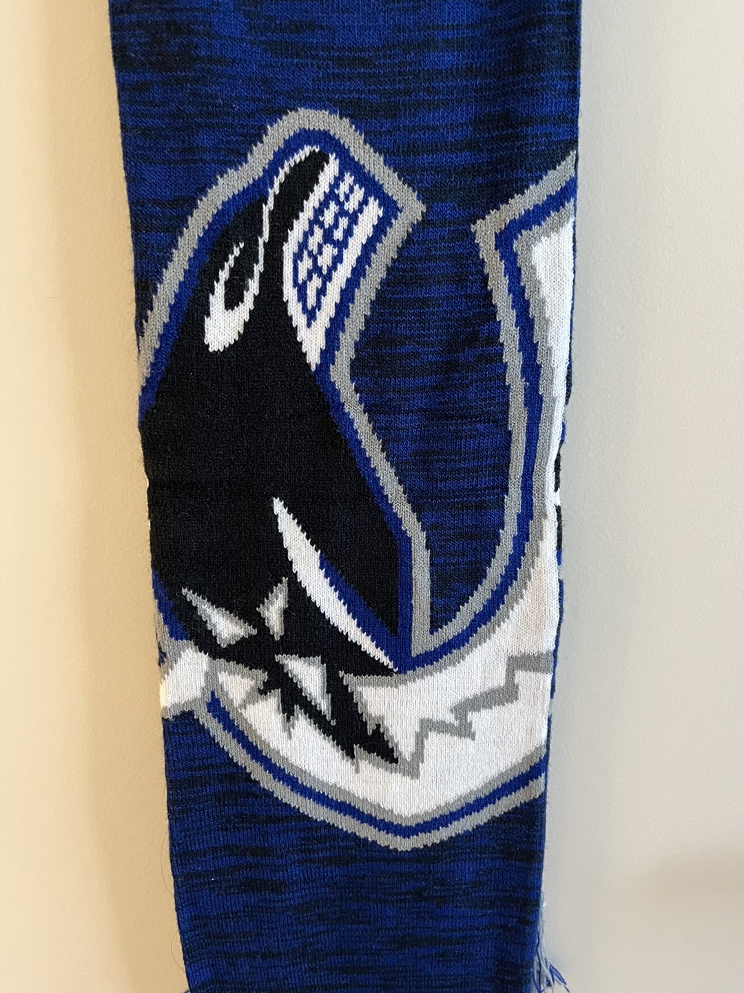 Canucks scarf (new) thumbnail