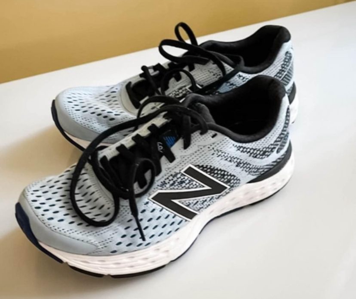 🥕V.6 680 Running Shoes | New Balance | Size 7