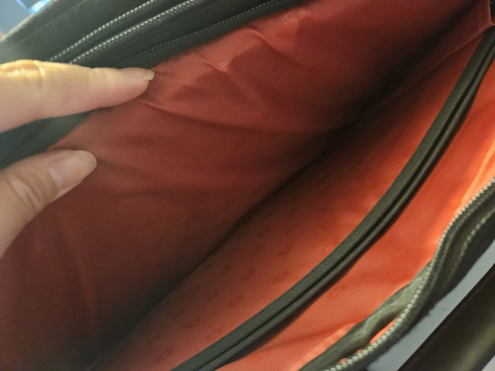 Black laptop bag image indicator(7)