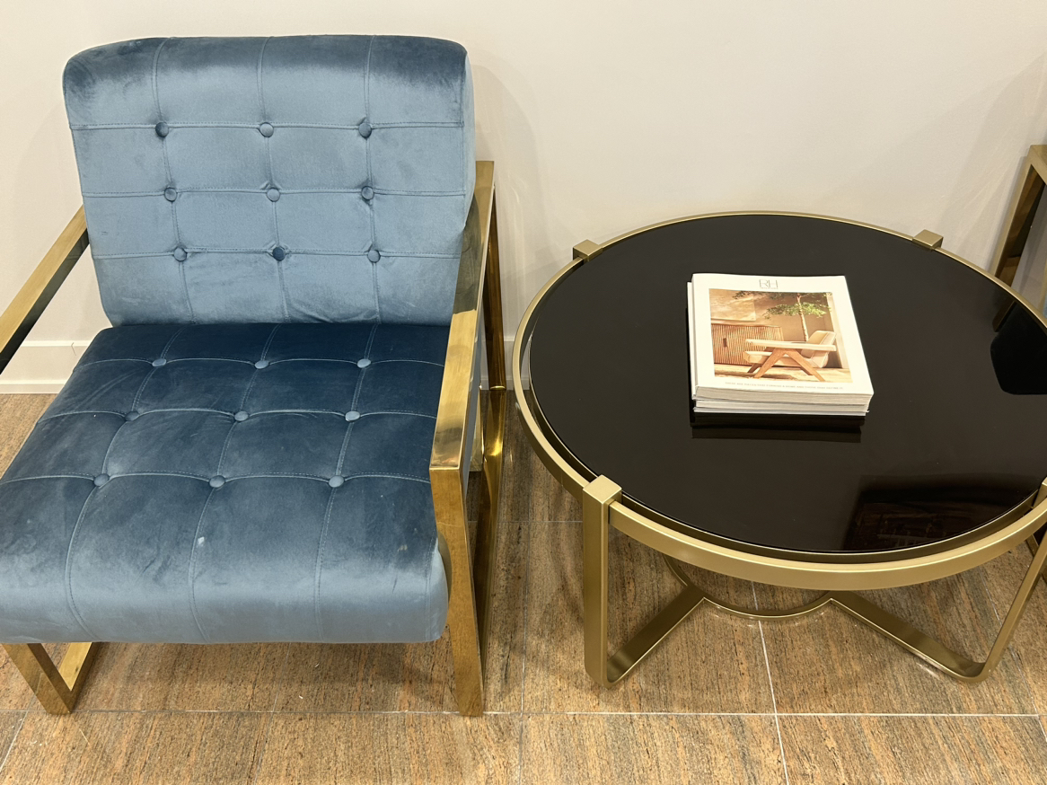 Accent Chair with Round Table image indicator(2)