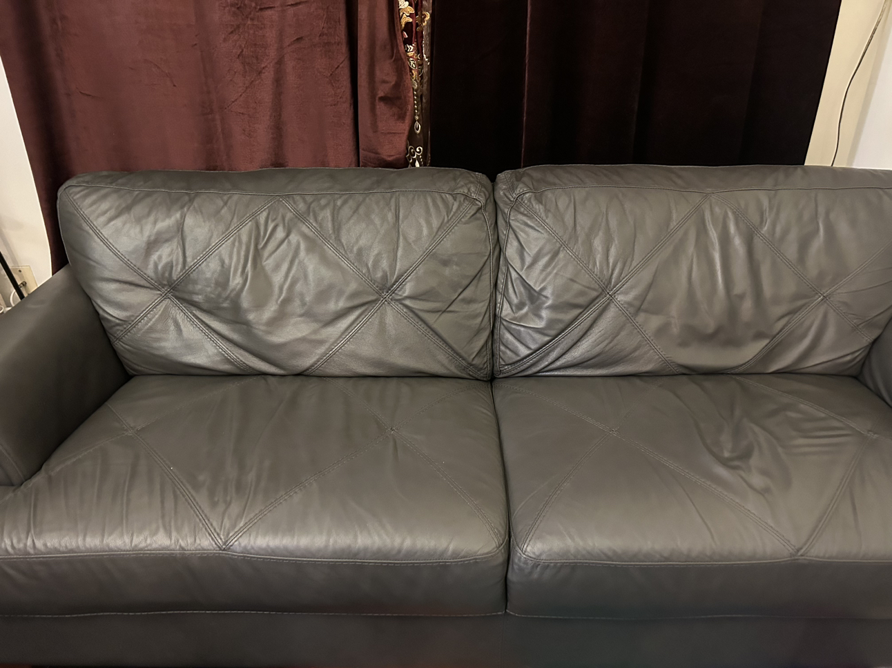 Grey Genuine Leather Couch image indicator(3)
