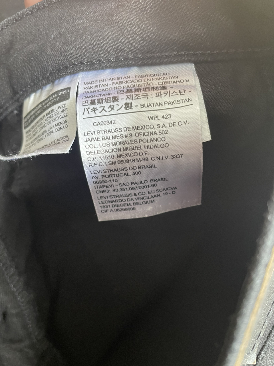 Black Levi’s jeans - photo 4