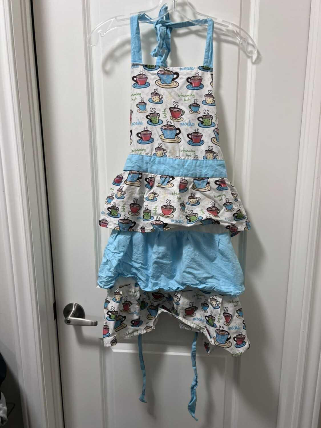 Women kitchen apron thumbnail
