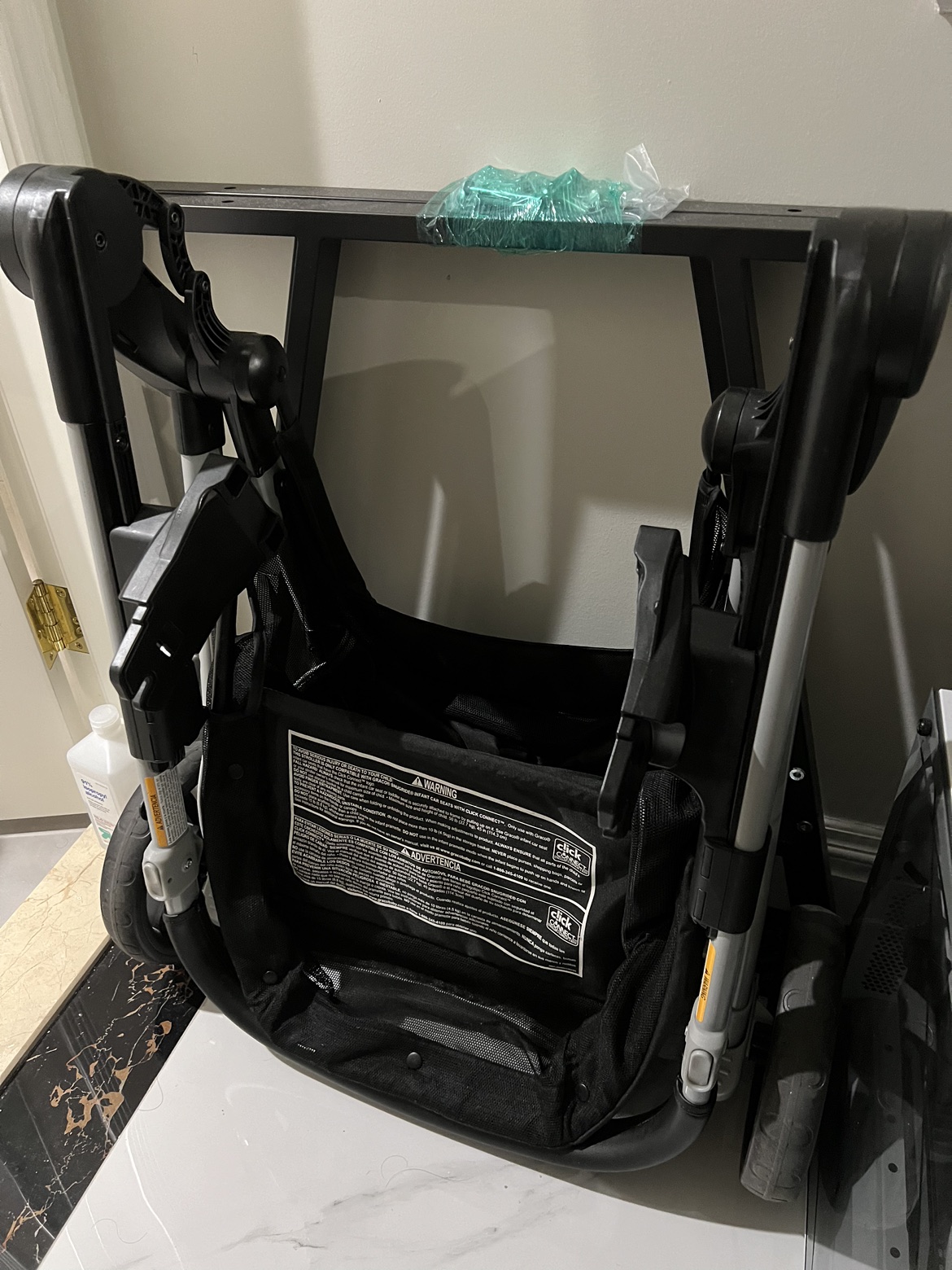 Graco stroller and carseat - photo 3