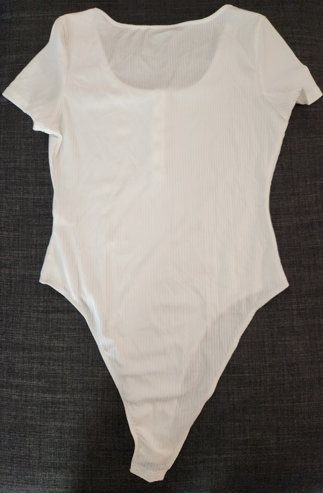 ** BRAND NEW- NEVER WORN Womens SHEIN T- Shirt Body Suit ** - photo 4