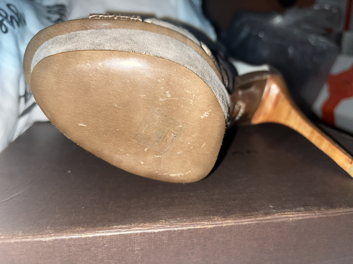 BNIB Ellie Tahari, high heel shoes image indicator(5)