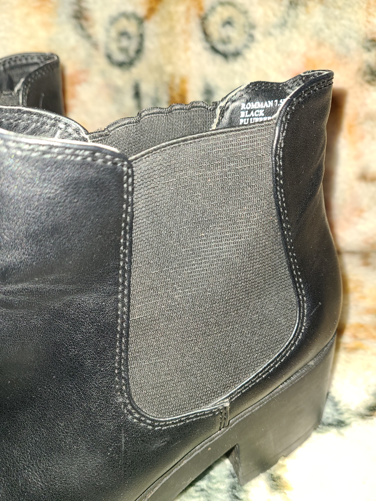 STEVE MADDEN Black leather ankle cut ladie's shoes image indicator(4)