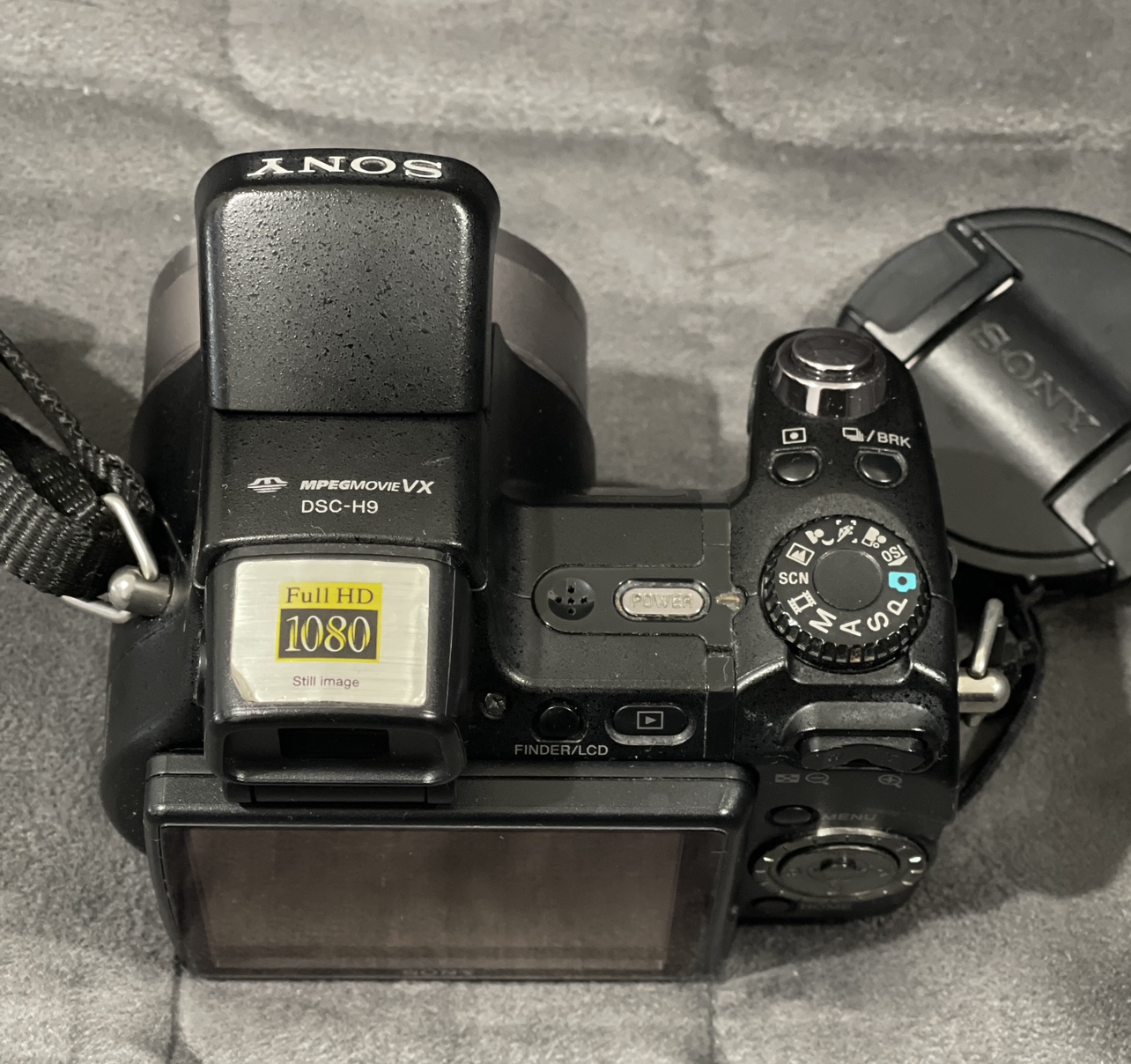Sony Cyber-Shot - photo 2