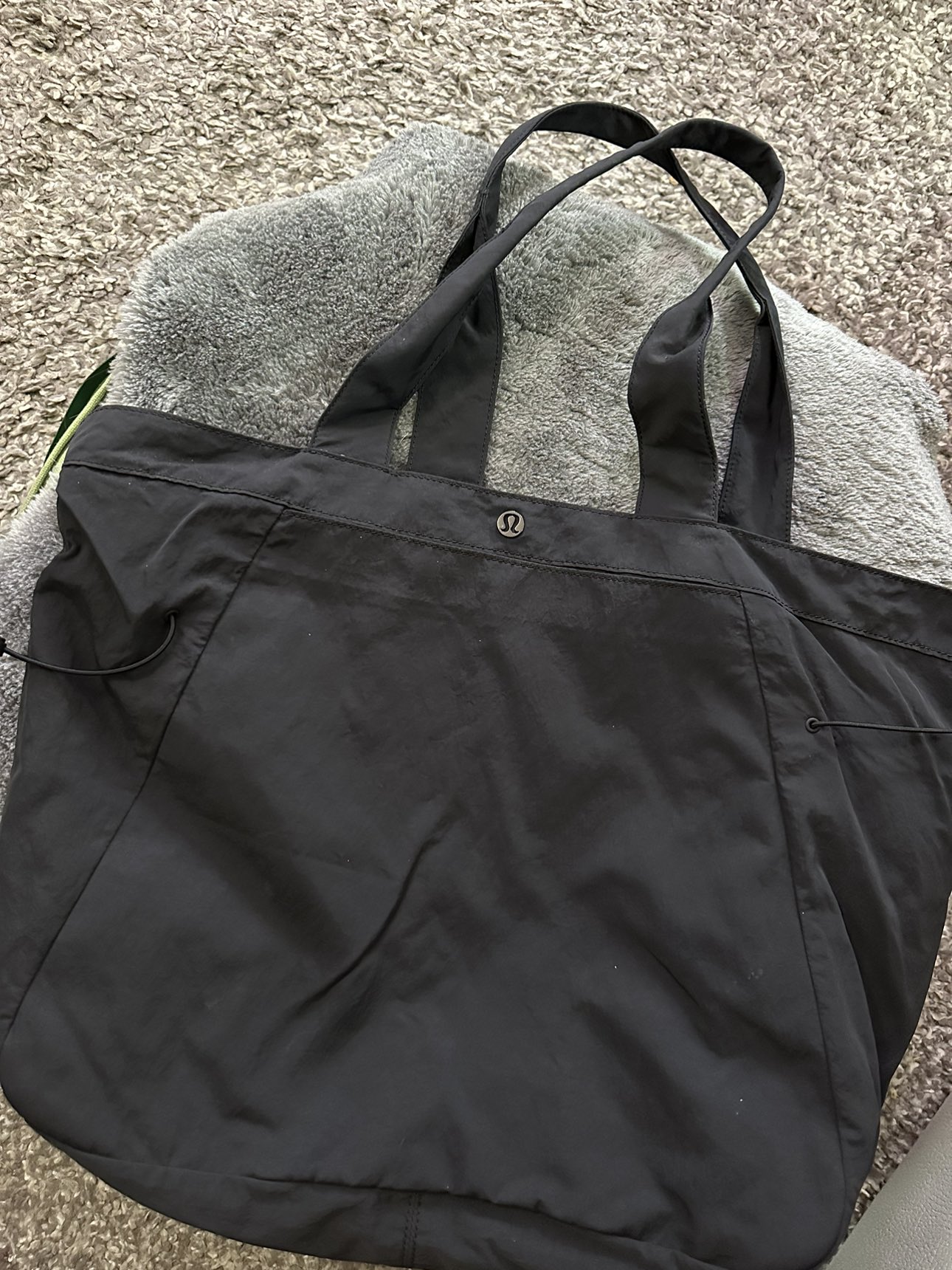 Lululemon Nylon Tote 18L