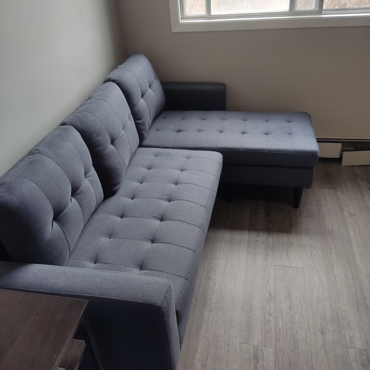Sectional couch - 5 months use $70 image indicator(2)