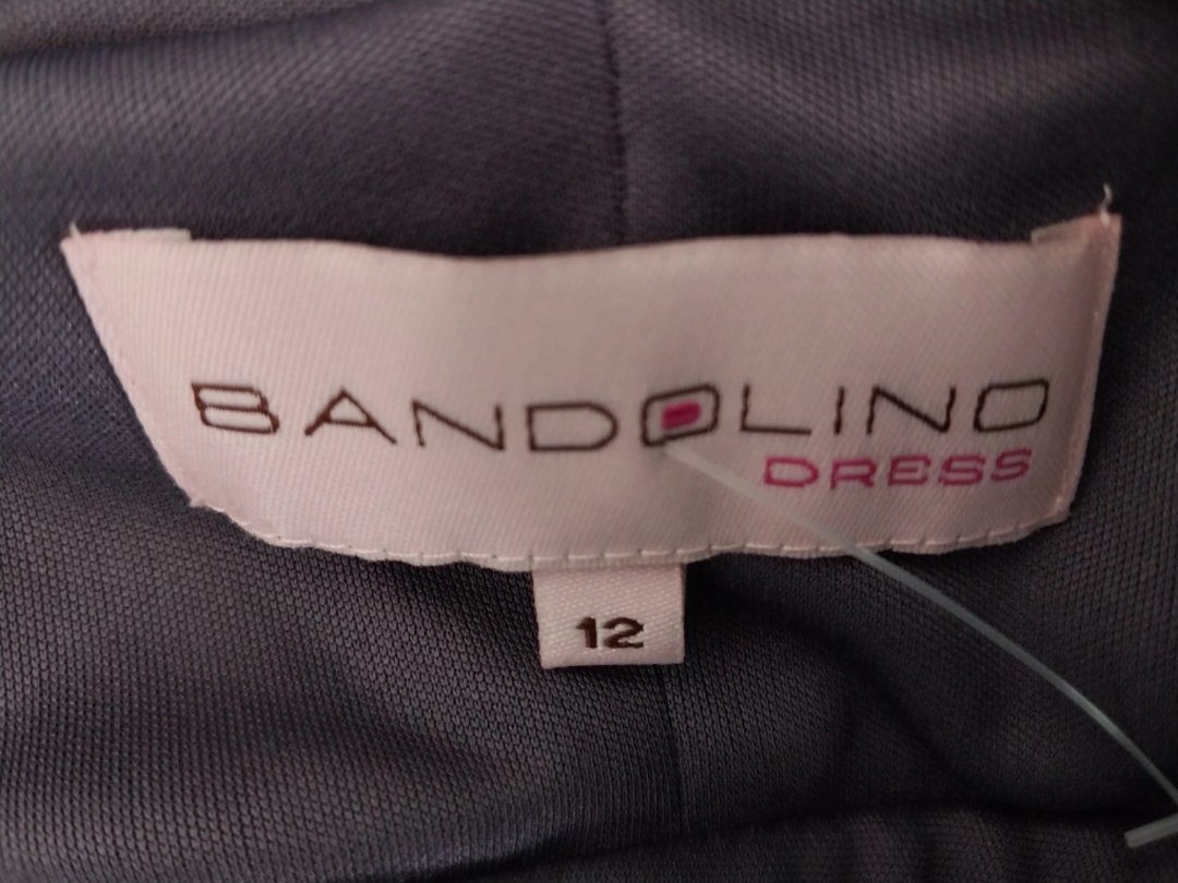 2 Beautiful Ladies Dresses. $18.00 each. image indicator(4)