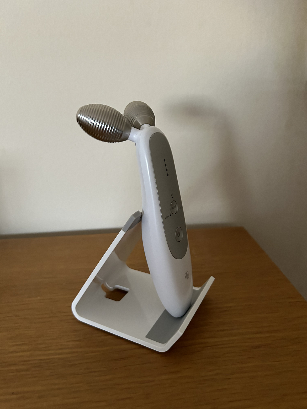 DERMA EMS SHOT image indicator(4)