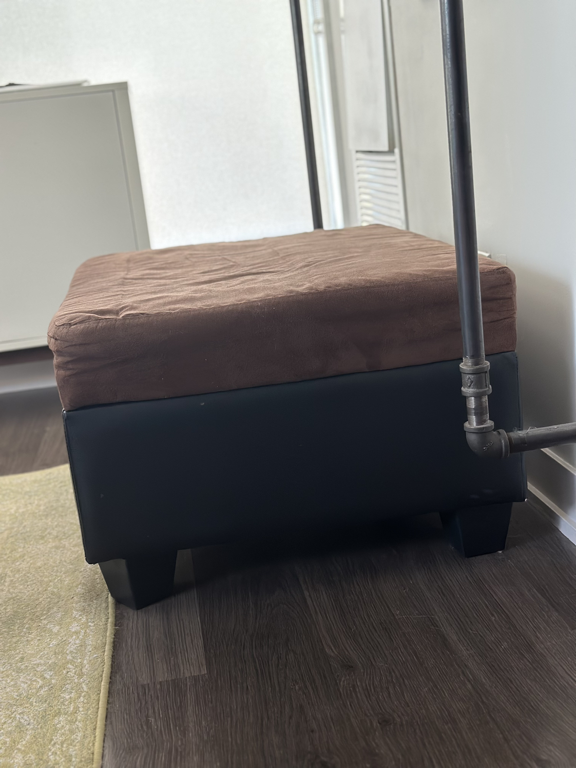 Ottoman with storage space thumbnail
