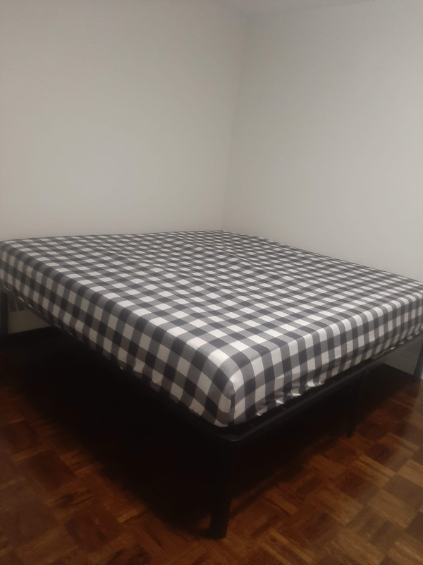 bed and mattress - photo 3