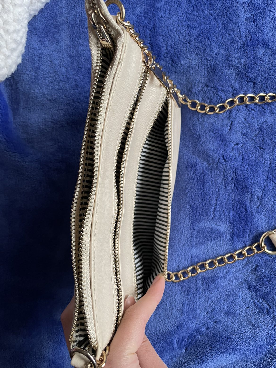 Purse (Call it Spring) image indicator(7)