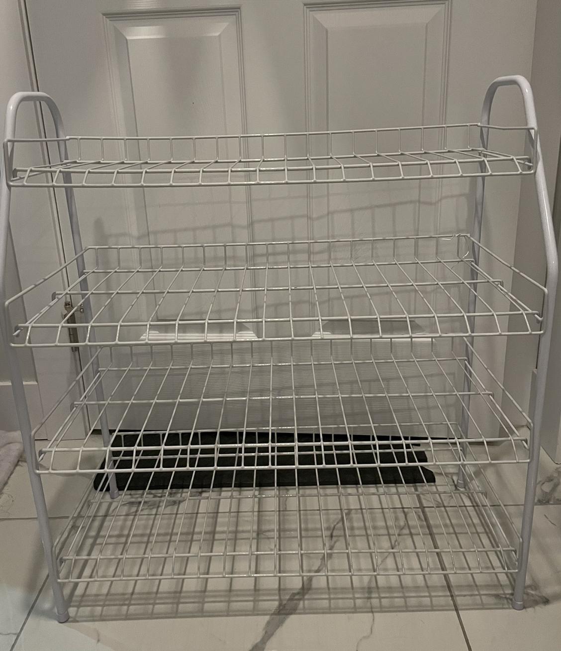4 Tier white shoe rack - photo 4