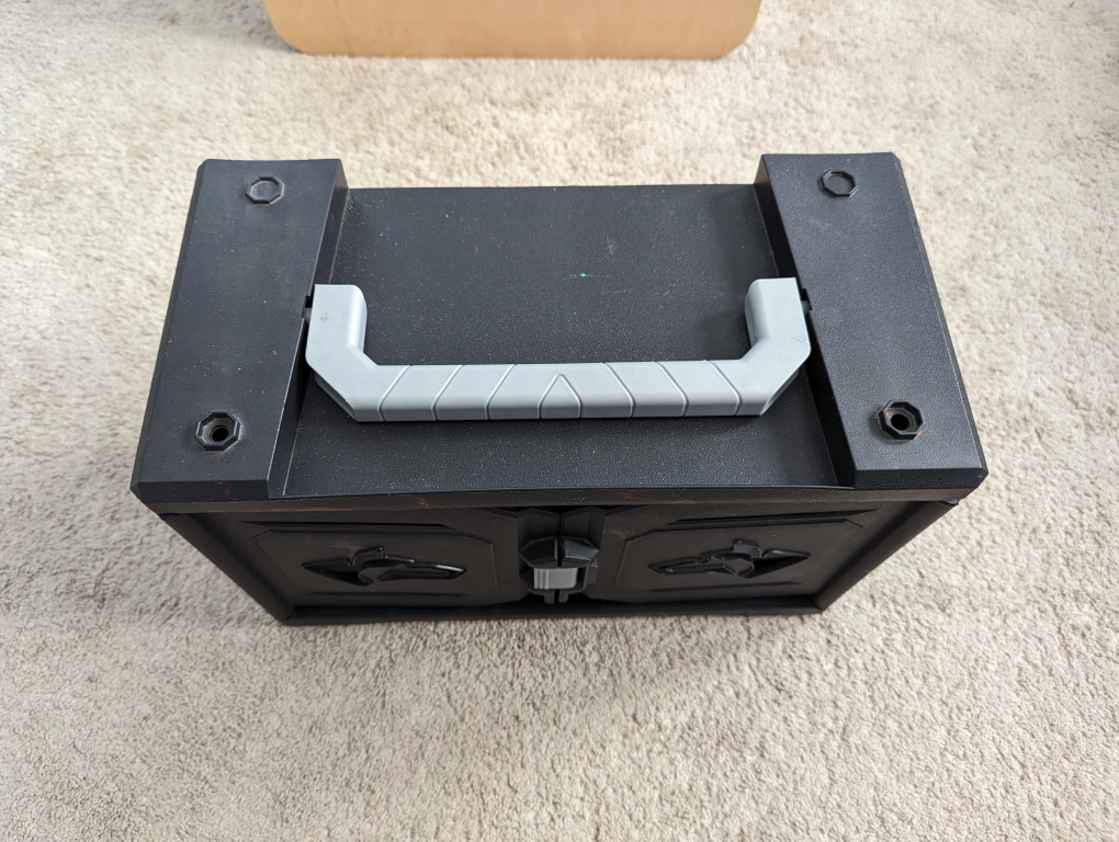 Husky 18 drawer spareparts tool box. image indicator(2)