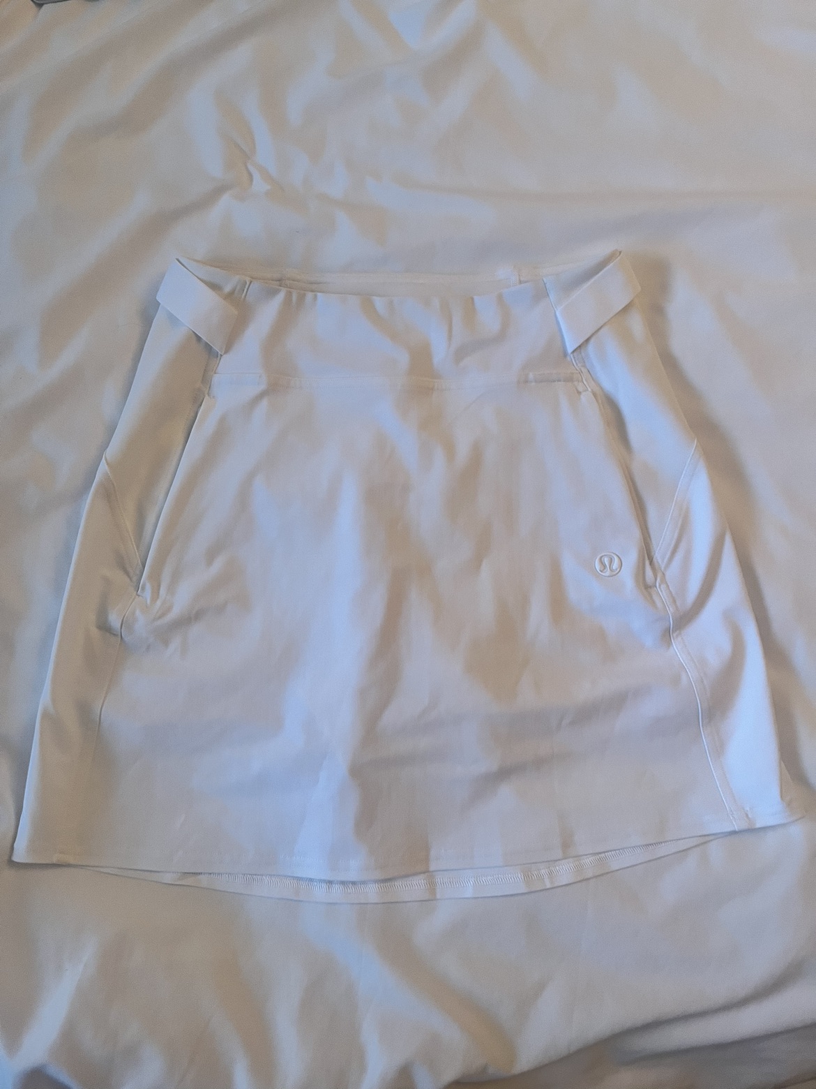 White Lulu Lemon skirt