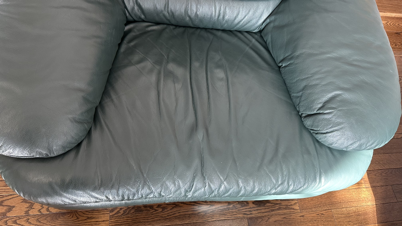Natuzzi leather couch and armchair - photo 5