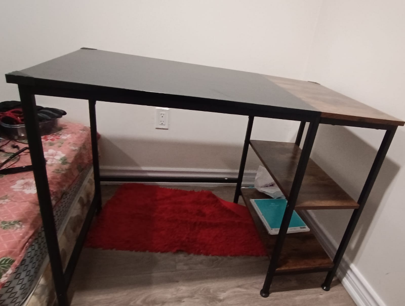 used like new table - photo 2
