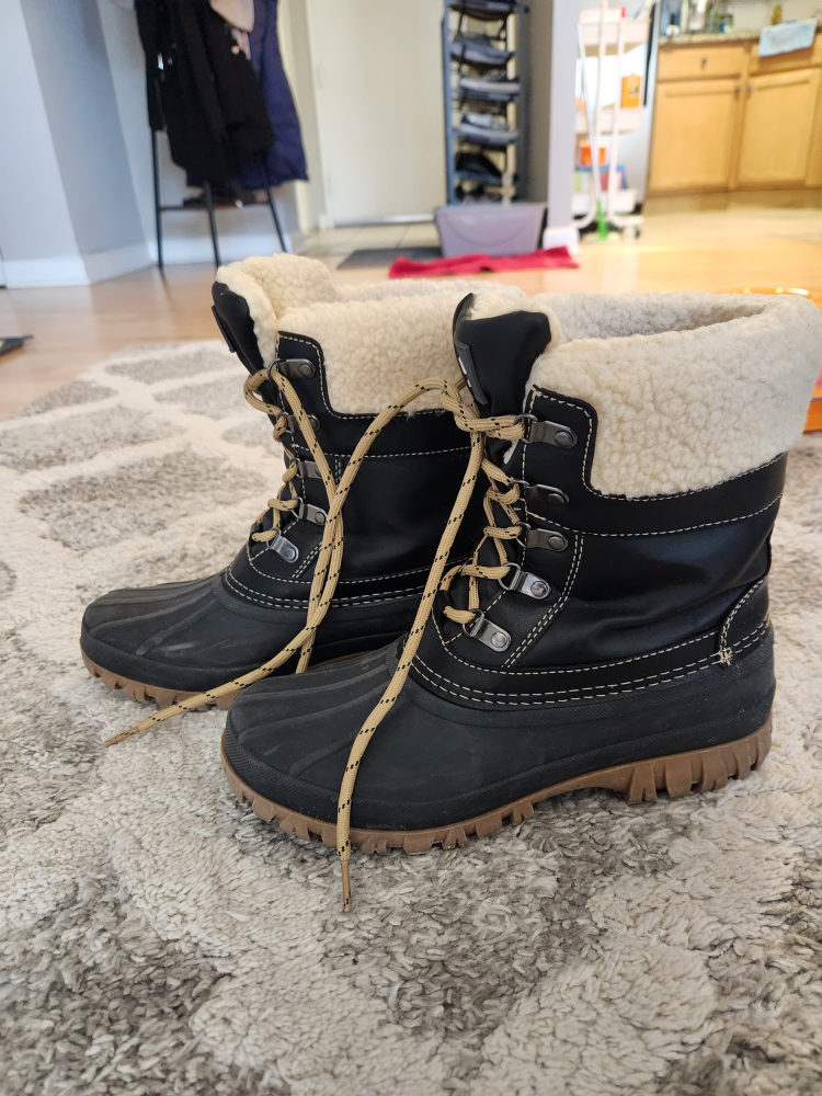 Snow Boots