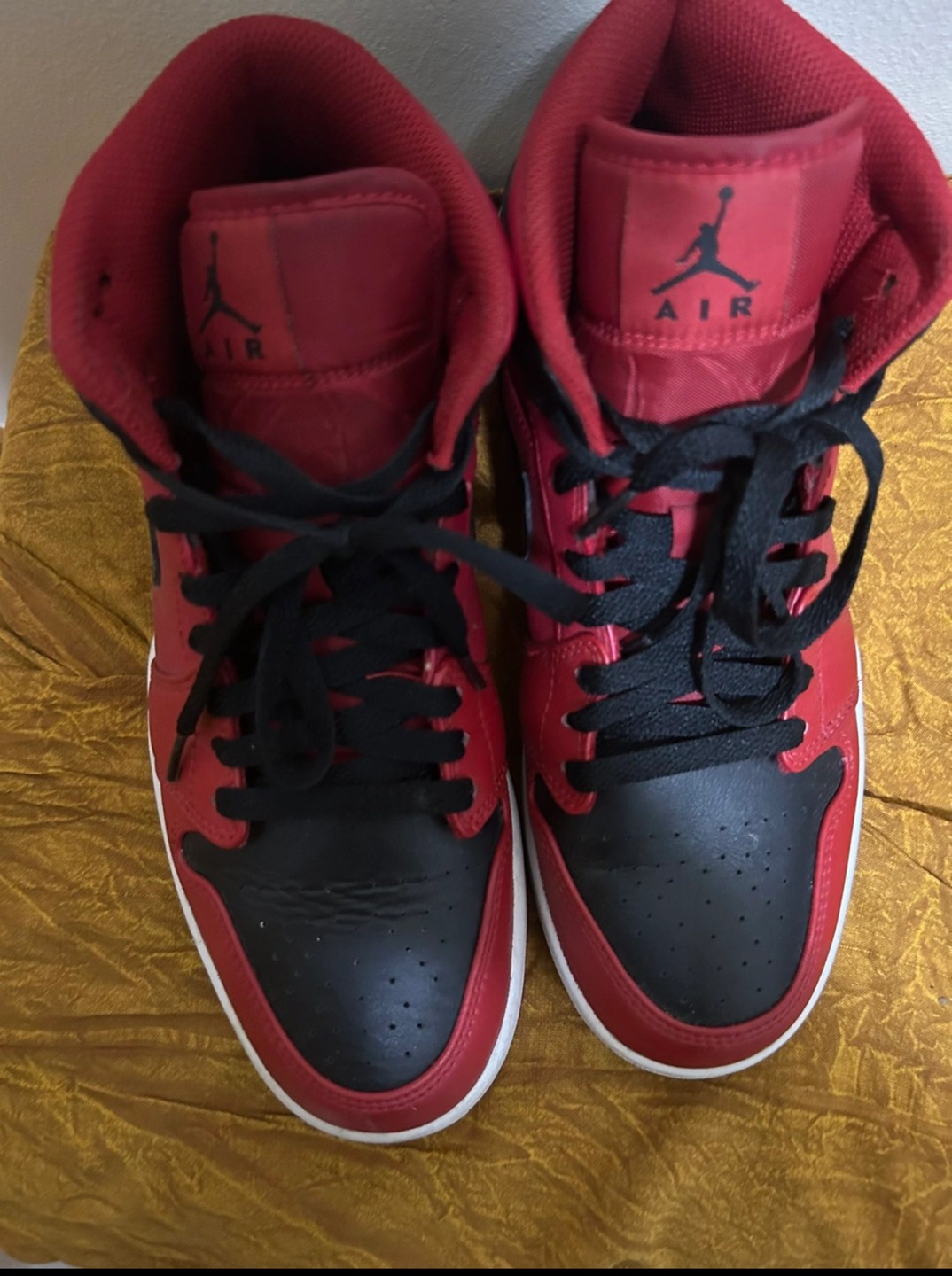 Jordan 1 mids reverse bred - photo 2