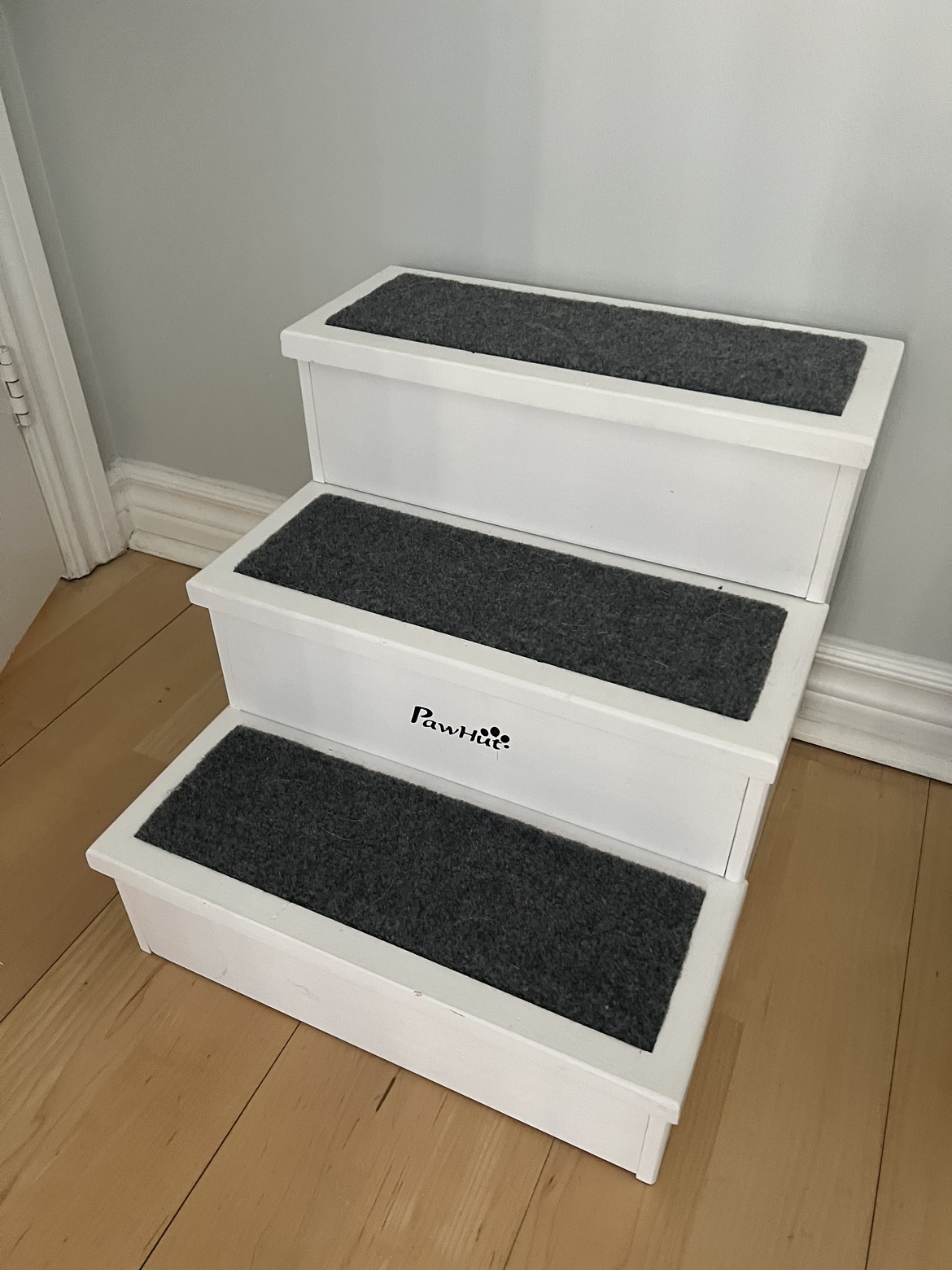 Ladder for small dog with storage thumbnail