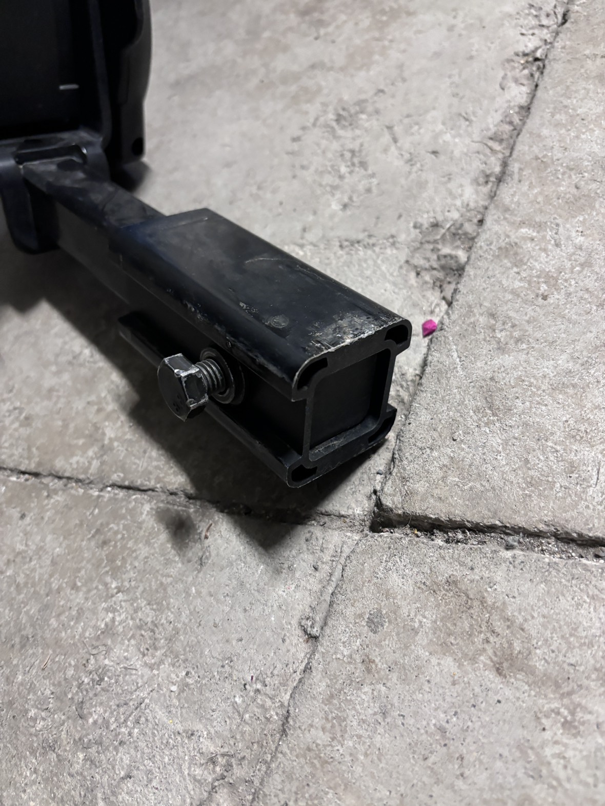 Thule 4 bike rack - photo 3
