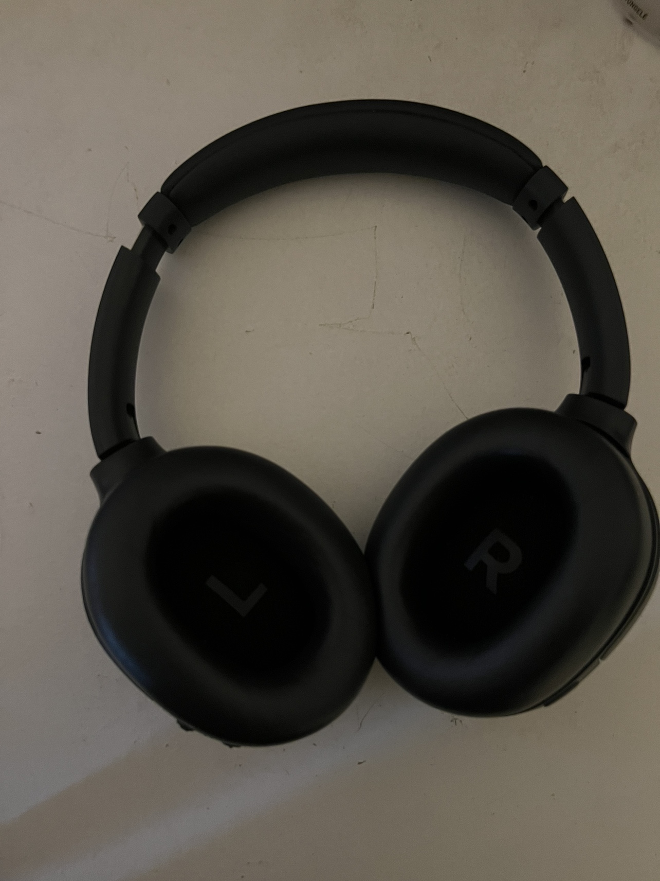 Headphones - Active Noise Cancelling - photo 3