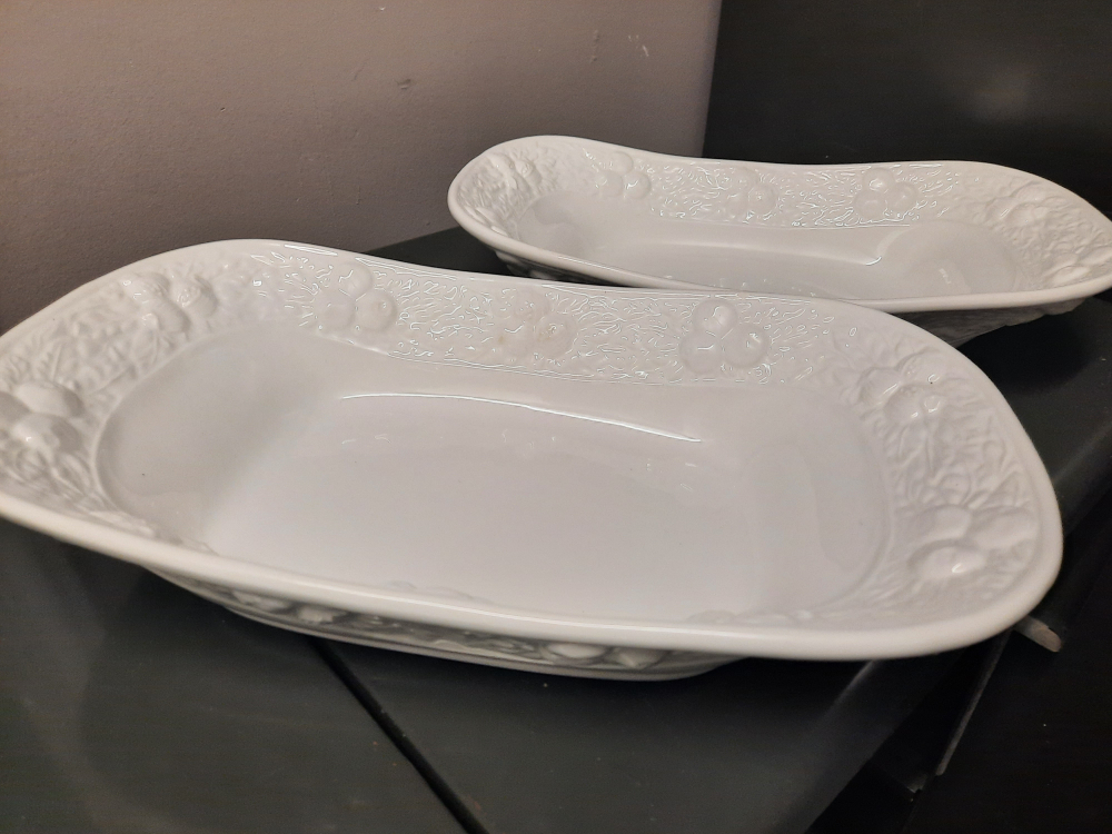 CWC Made in Italy White Serving Dish / Bowl (Vintage 1960s) image indicator(2)