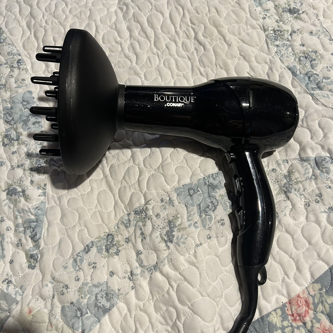 Con air Hair Dryer with diffuser image indicator(2)