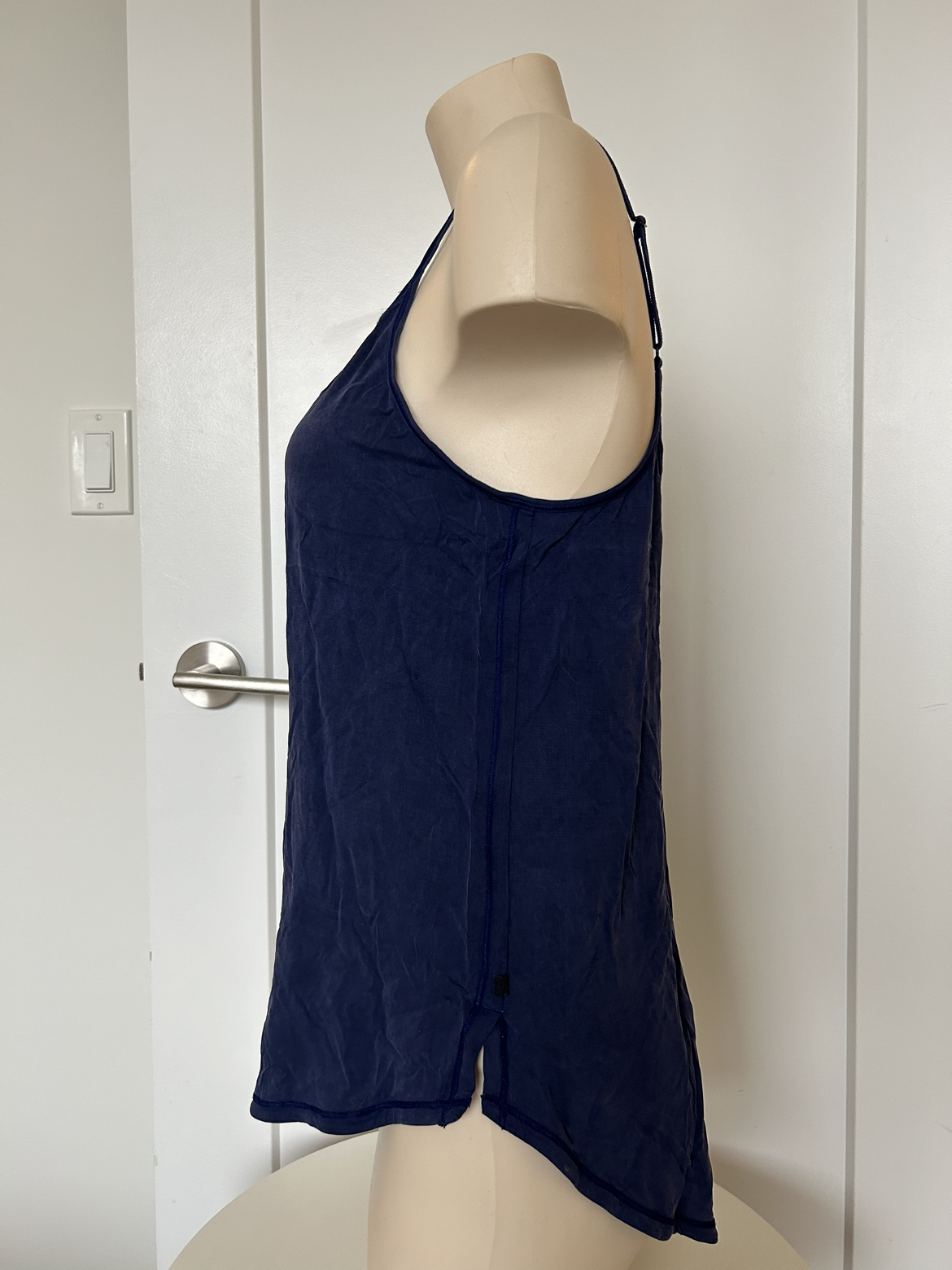 Lululemon lounge drapey cupro tank image indicator(2)