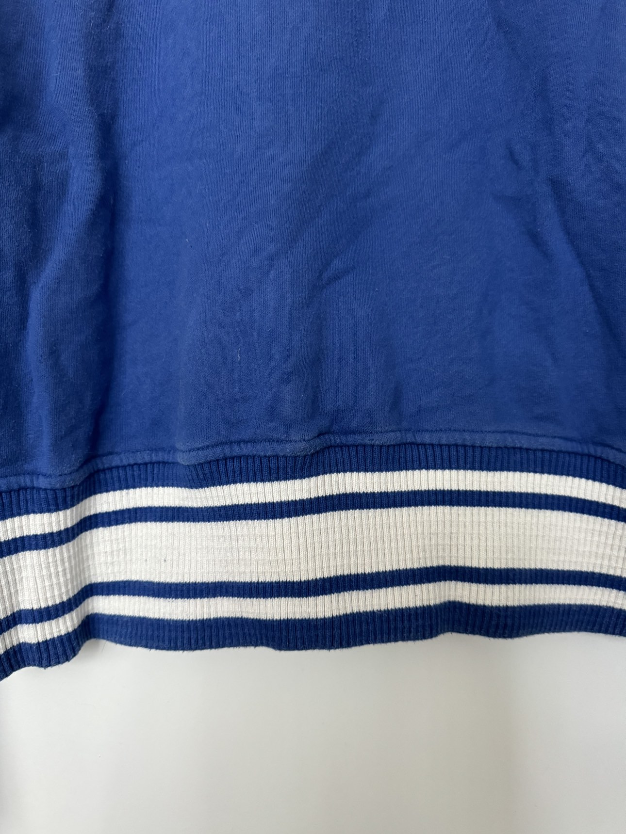 Women’s Roots Toronto Maple Leafs sweater image indicator(4)