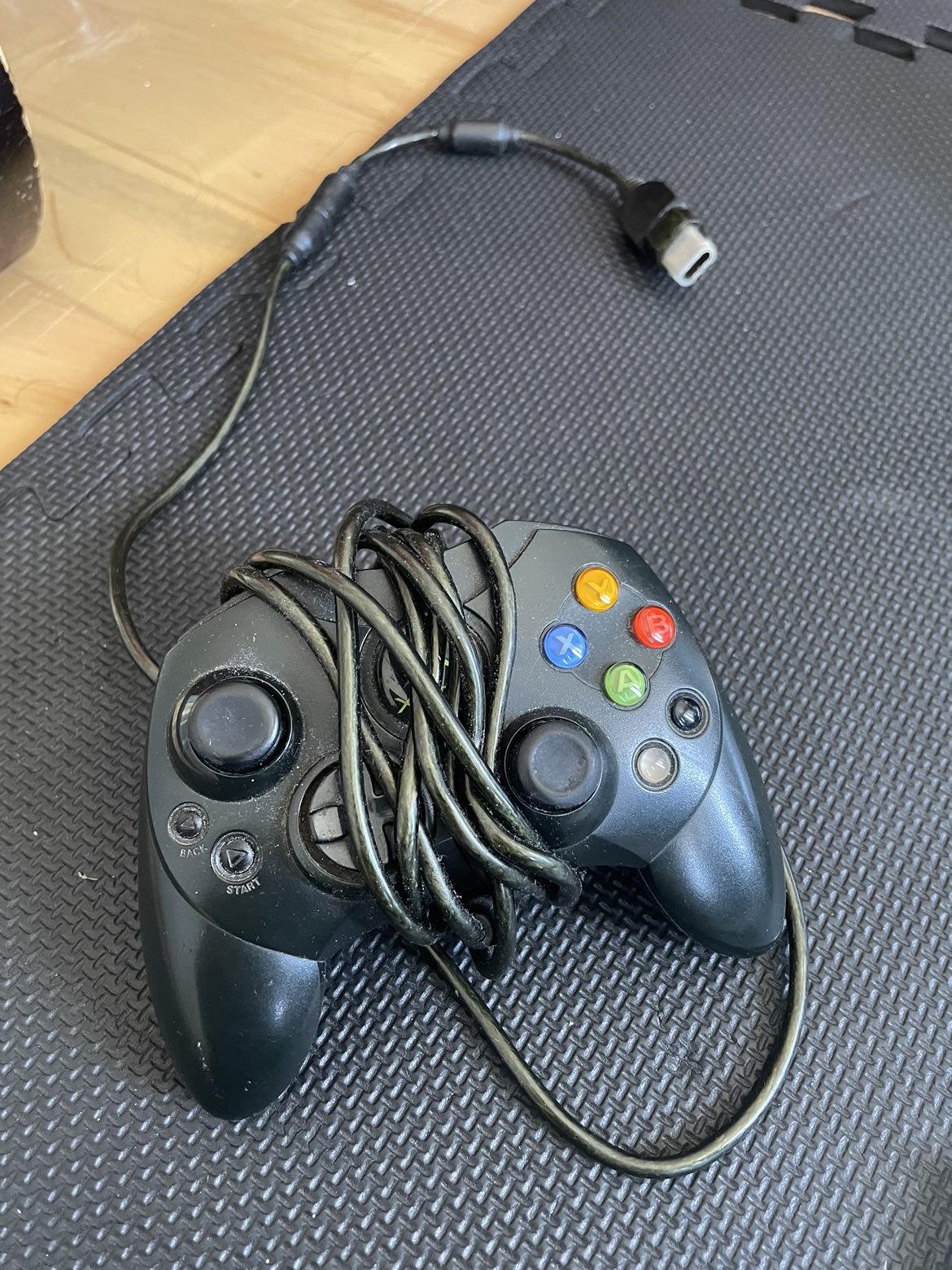 Some games and accessories image indicator(2)