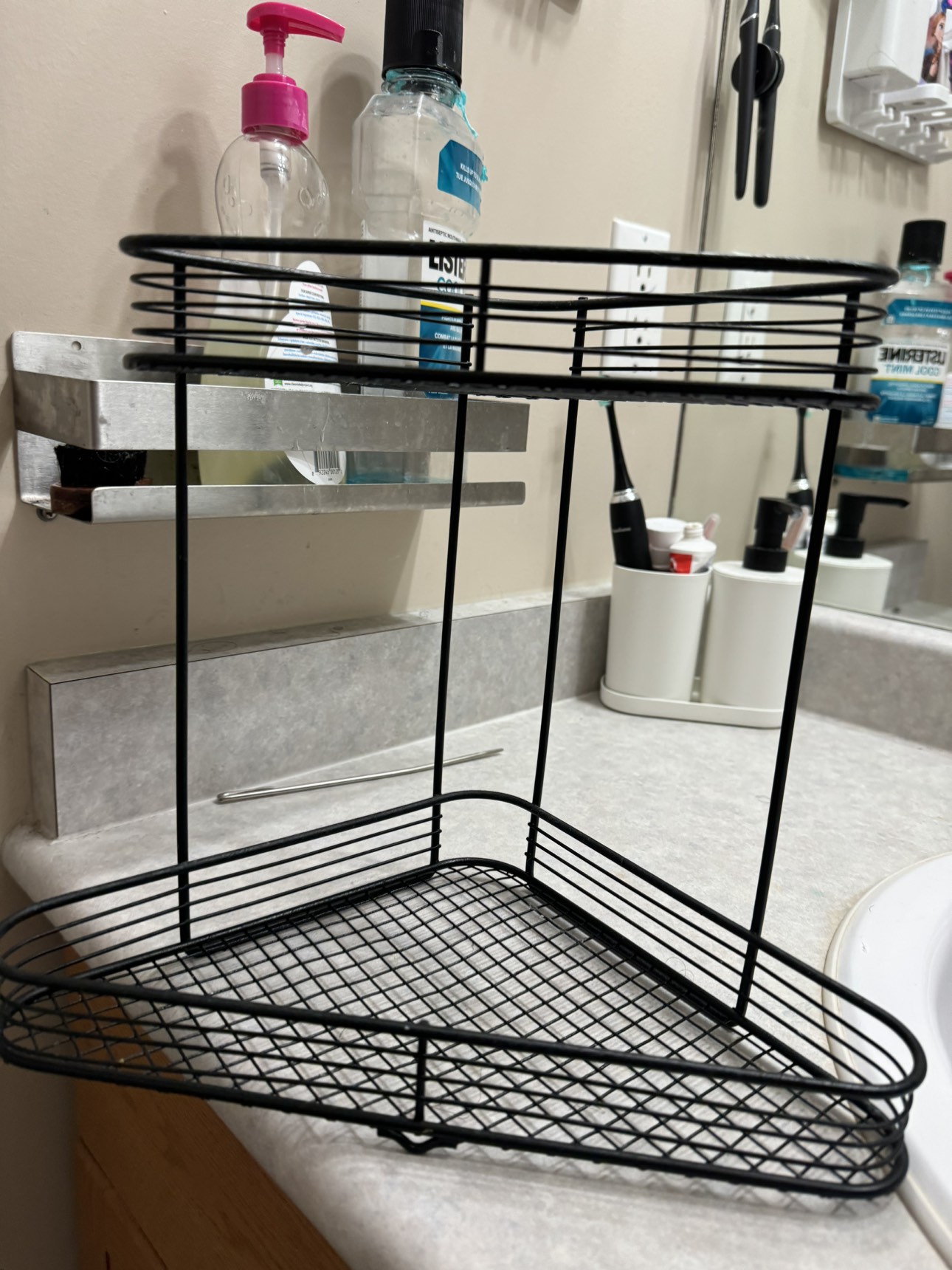 Bathroom organiser thumbnail